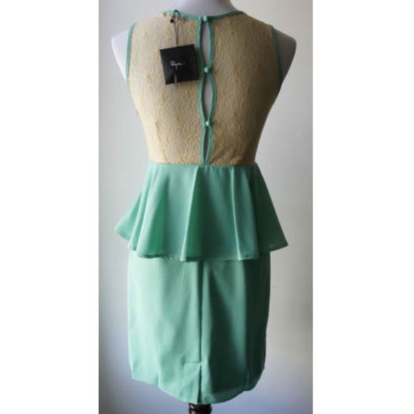 MODCLOTH RYU flattering & sexy mint peplum dress - Picture 6 of 6